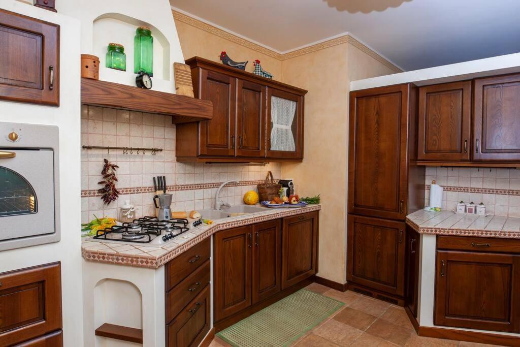 Spaziosa Villa Con Piscina E Giardino, Polignano A Mare Kültér fotó