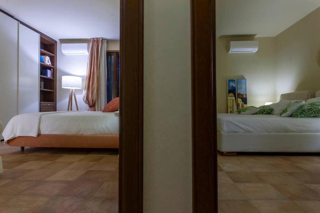 Spaziosa Villa Con Piscina E Giardino, Polignano A Mare Kültér fotó