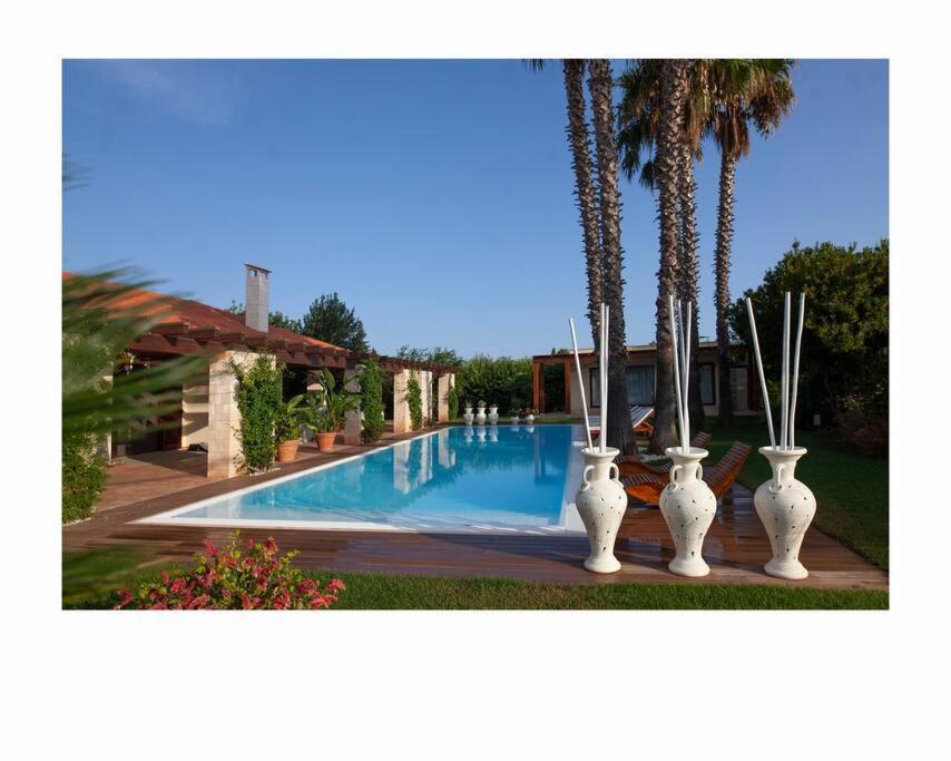 Spaziosa Villa Con Piscina E Giardino, Polignano A Mare Kültér fotó